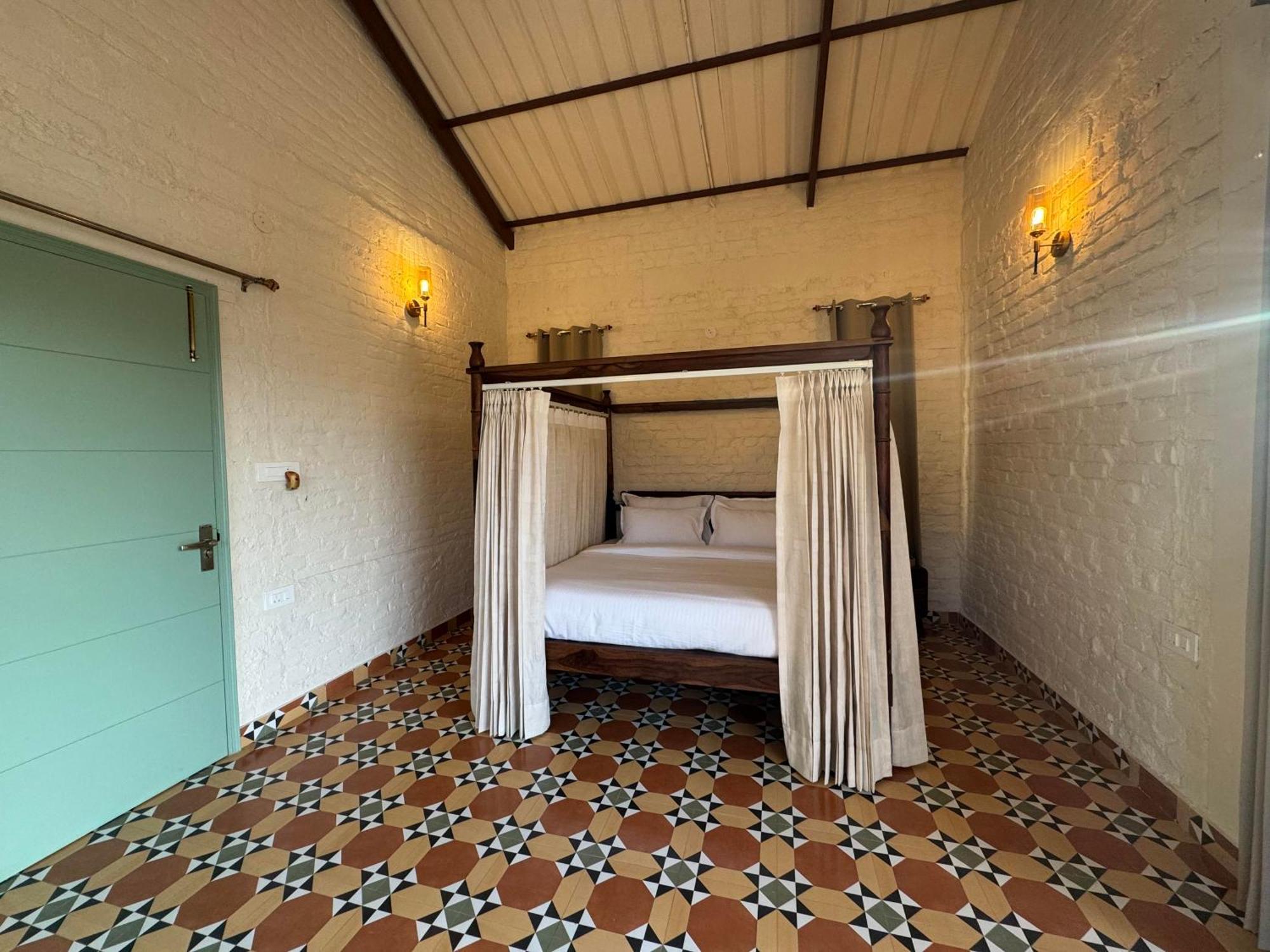 Cliff House, 3Br Lux Farmhouse 2Km To Rajpur Road Dehradun Exterior foto