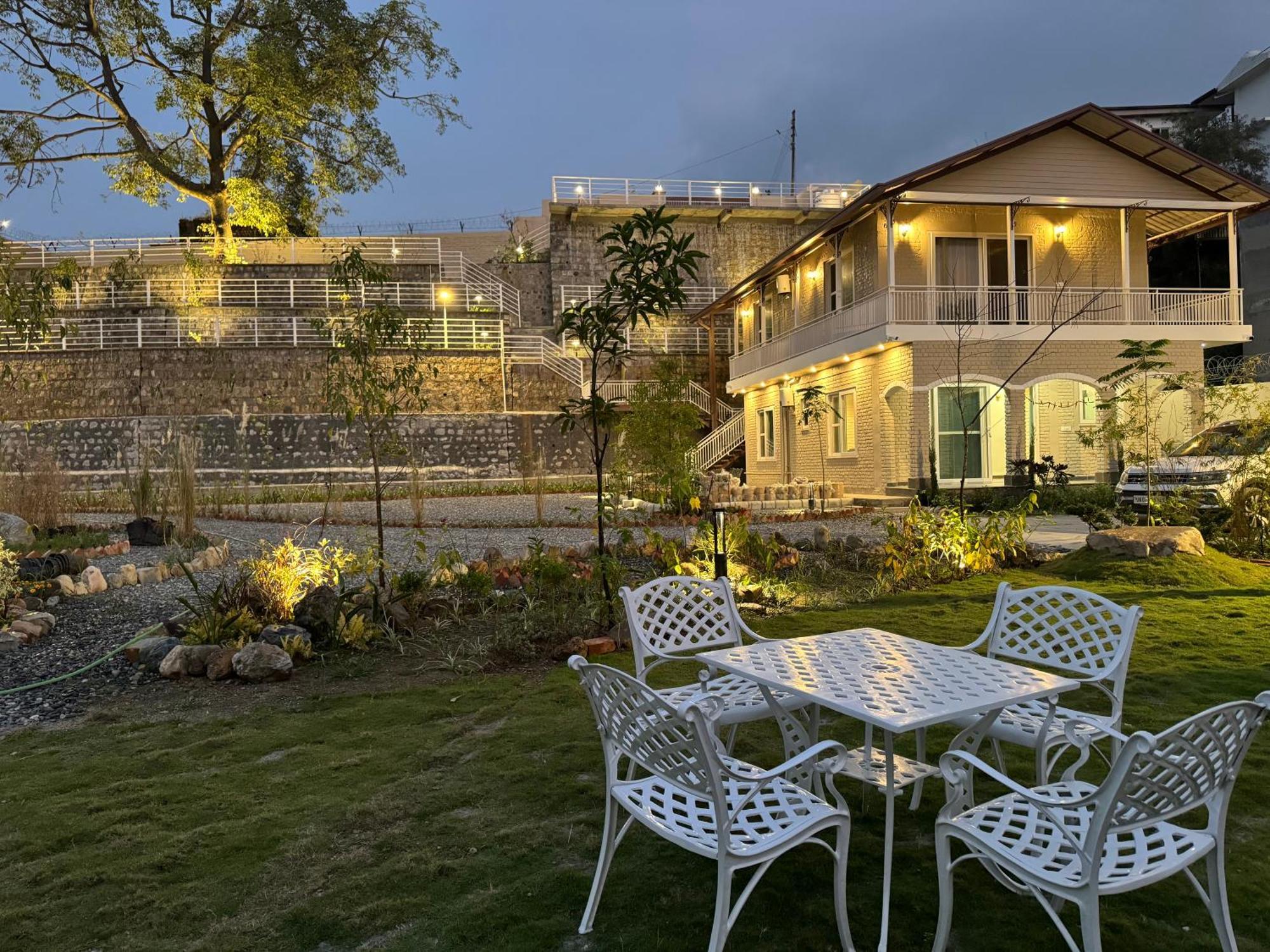 Cliff House, 3Br Lux Farmhouse 2Km To Rajpur Road Dehradun Exterior foto